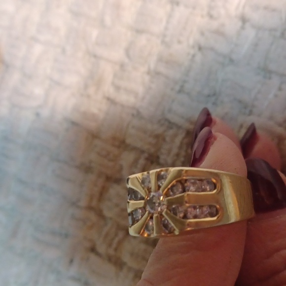 Vintage Mens 14 Kt Diamond Ring - Picture 10 of 10